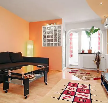 Cozy 1 Bedroom Flat Διαμέρισμα Βουκουρέστι